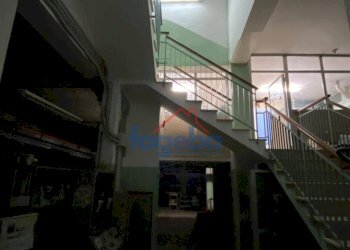 Foto 4 - Capannone VIA STENDARDI
 
35, Trani - foto 4