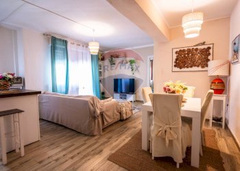 Sala da pranzo - Appartamento Via Salvatore Marras
 
1/B, Sassari - foto 5