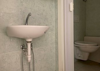 Foto 4 - Commercial Premises Via Gasbarrini
 
4, Giulianova - photo 4