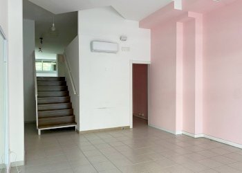 Foto 5 - Commercial Premises Via Gasbarrini
 
4, Giulianova - photo 5