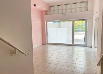 Foto 7 - Commercial Premises Via Gasbarrini
 
4, Giulianova - photo 7