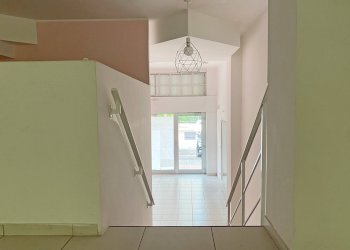 Foto 8 - Commercial Premises Via Gasbarrini
 
4, Giulianova - photo 8