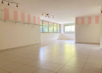 Foto 9 - Commercial Premises Via Gasbarrini
 
4, Giulianova - photo 9