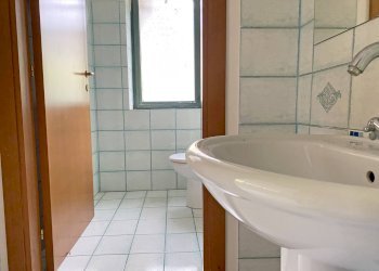 Foto 16 - Commercial Premises Via Gasbarrini
 
4, Giulianova - photo 16