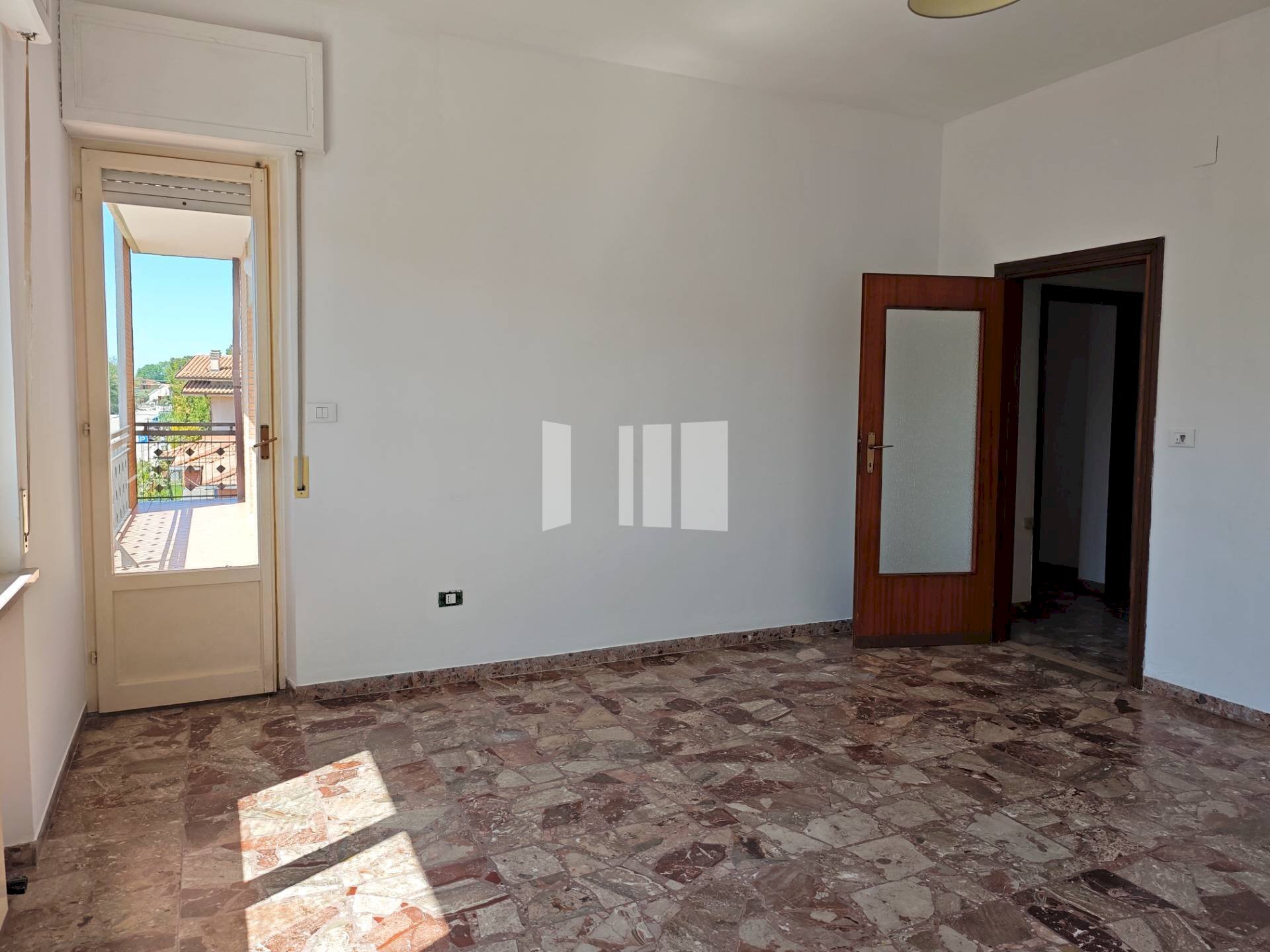 Foto 3 - Four-room apartment Via Papa Giovanni XXIII
 
48, Mosciano Sant'Angelo - photo 3