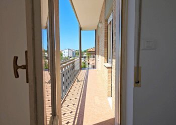 Foto 2 - Quadrilocale Via Papa Giovanni XXIII
 
48, Mosciano Sant'Angelo - foto 2