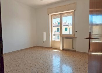 Foto 12 - Quadrilocale Via Papa Giovanni XXIII
 
48, Mosciano Sant'Angelo - foto 12