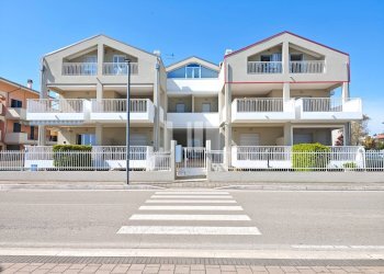 Foto 27 - Attico Lungomare Rodi
 
32, Giulianova - foto 27