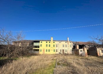 Foto 2 - Rustico Via Love
 
2-4, Ospedaletto Euganeo - foto 2