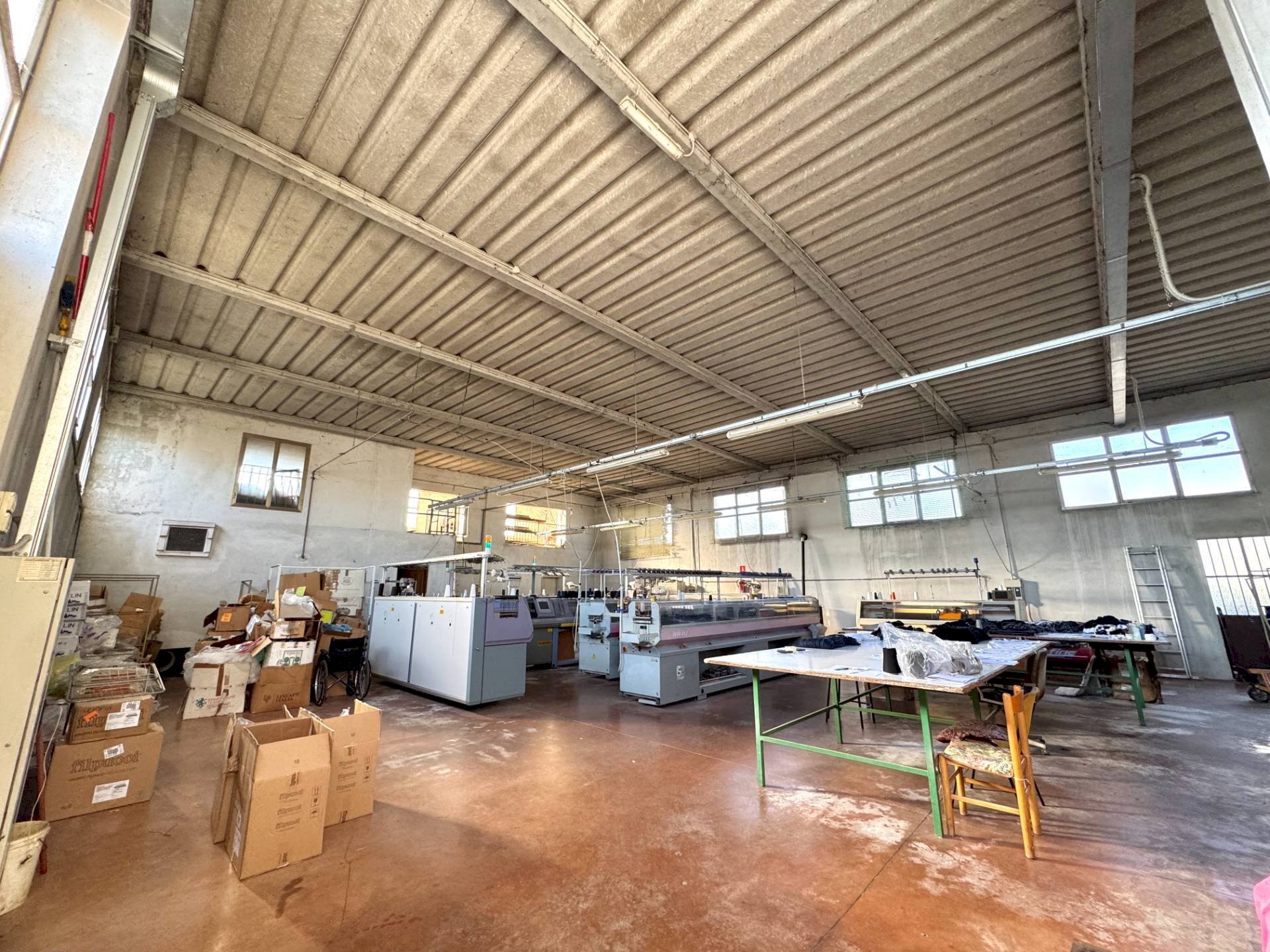 Foto 2 - Capannone Via Degli Alpini
 
36, Noventa Vicentina - foto 2