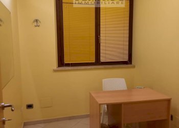 Foto 4 - Locale Commerciale Via palmiro togliatti
 
92, Offida - foto 4