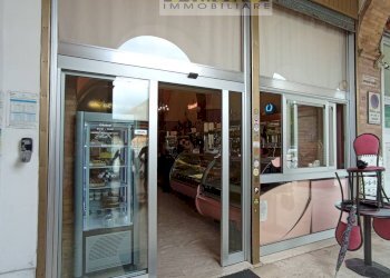 Foto 3 - Bar Tavola Calda - Fredda Borgo G. Leopardi
 
33, Offida - foto 3