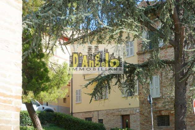 Foto 2 - Independent house Piazza Vallorani, Offida - photo 2