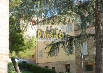 Foto 2 - Independent house Piazza Vallorani, Offida - photo 2