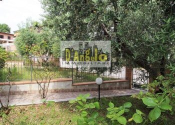 Foto 2 - Villa a Schiera Via Panoramica
 
9, San Benedetto del Tronto - foto 2