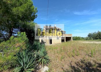 Foto 1 - Rustico Contrada Pagliare
 
2, Monsampolo del Tronto - foto 1