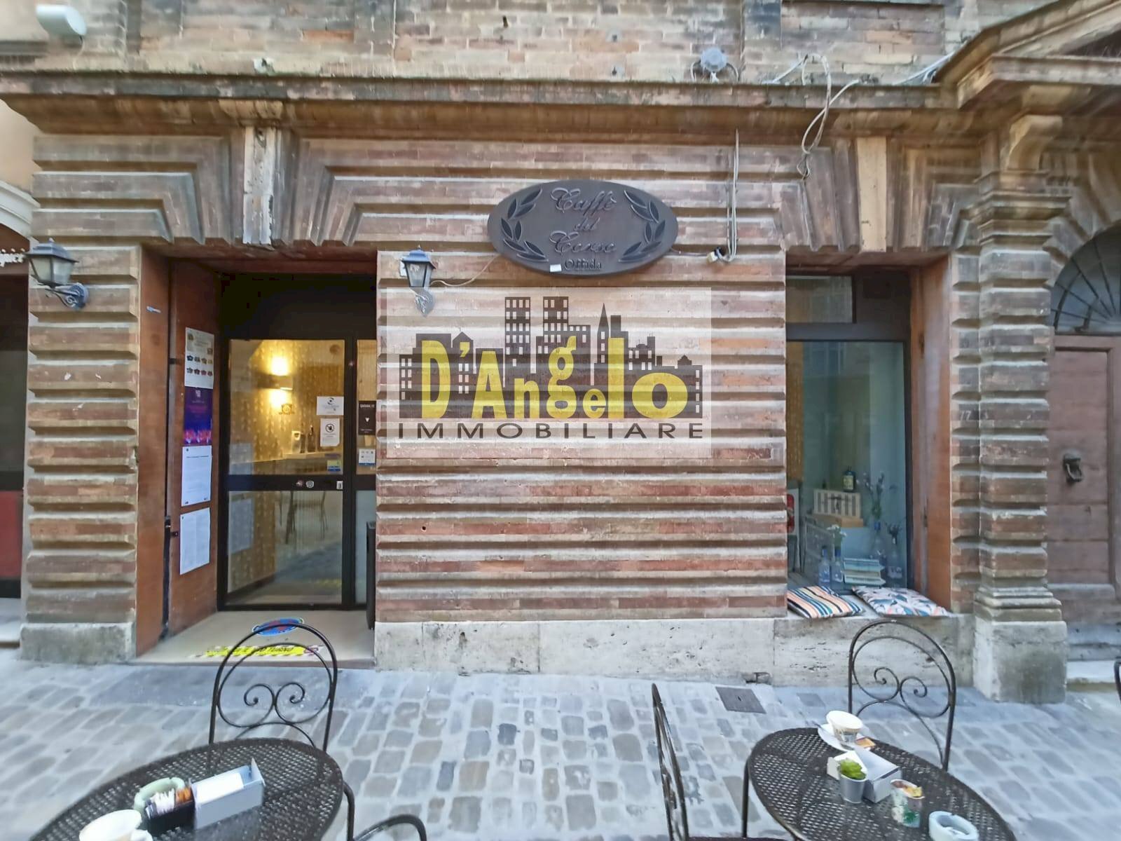 Foto 1 - Bar Tavola Calda - Fredda Corso Serpente Aureo
 
77, Offida - foto 1