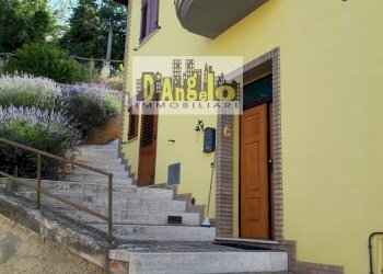 Foto 1 - Casa indipendente Via Castello
 
10, Rotella - foto 1
