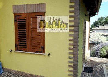 Foto 2 - Casa indipendente Via Castello
 
10, Rotella - foto 2