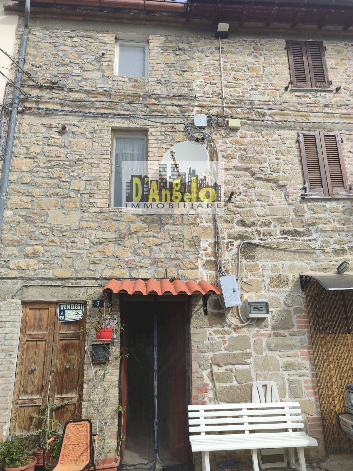 Foto 3 - Casa indipendente Piazza Vittorio Emanuele II
 
7, Palmiano - foto 3