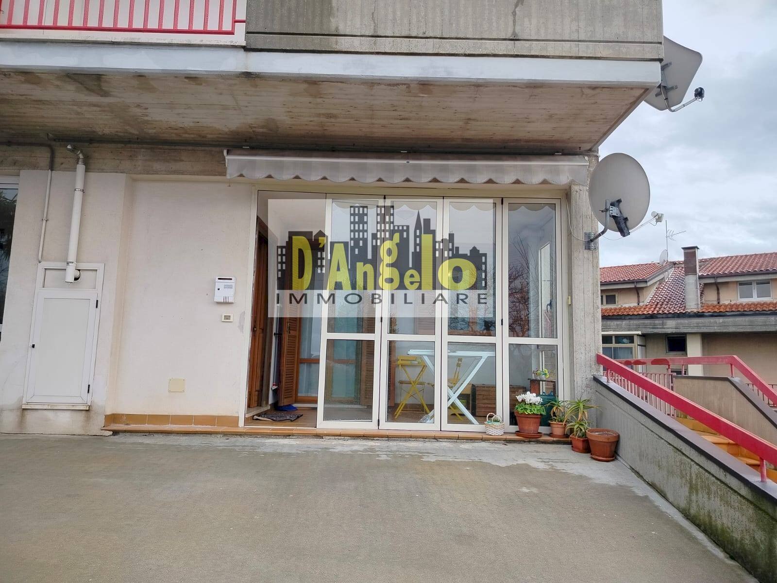 Foto 2 - Appartamento Via Santa Giuliana
 
11, Castignano - foto 2