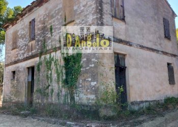 Foto 2 - Rustico Contrada Aso
 
94, Montefiore dell'Aso - foto 2