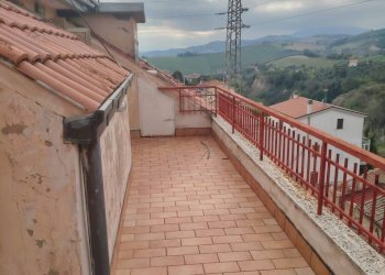 Foto 4 - Attic Via Carlo Alberto Dalla Chiesa
 
26, Offida - photo 4