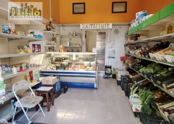 Foto 2 - Commercial Premises via borgo gabribaldi, Castignano - photo 2