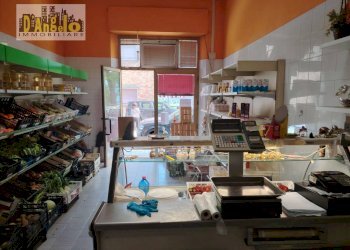 Foto 3 - Commercial Premises via borgo gabribaldi, Castignano - photo 3