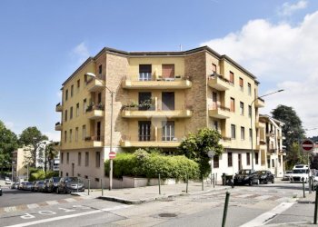 Quadrilocale Via Lomellina, Torino (zona Madonna del Pilone) - foto 1