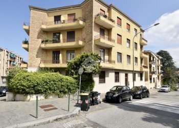 Quadrilocale Via Lomellina, Torino (zona Madonna del Pilone) - foto 2