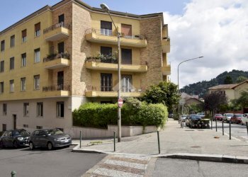 Quadrilocale Via Lomellina, Torino (zona Madonna del Pilone) - foto 3