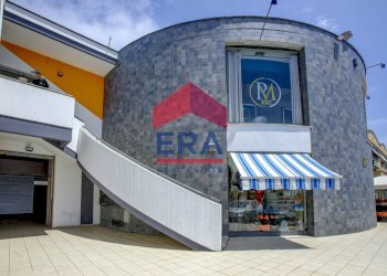 Foto 3 - Negozio Viale San Lorenzo
 
10, Ardea - foto 3