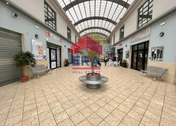 Foto 4 - Ufficio Via Alcide De Gasperi
 
4, Pomezia - foto 4