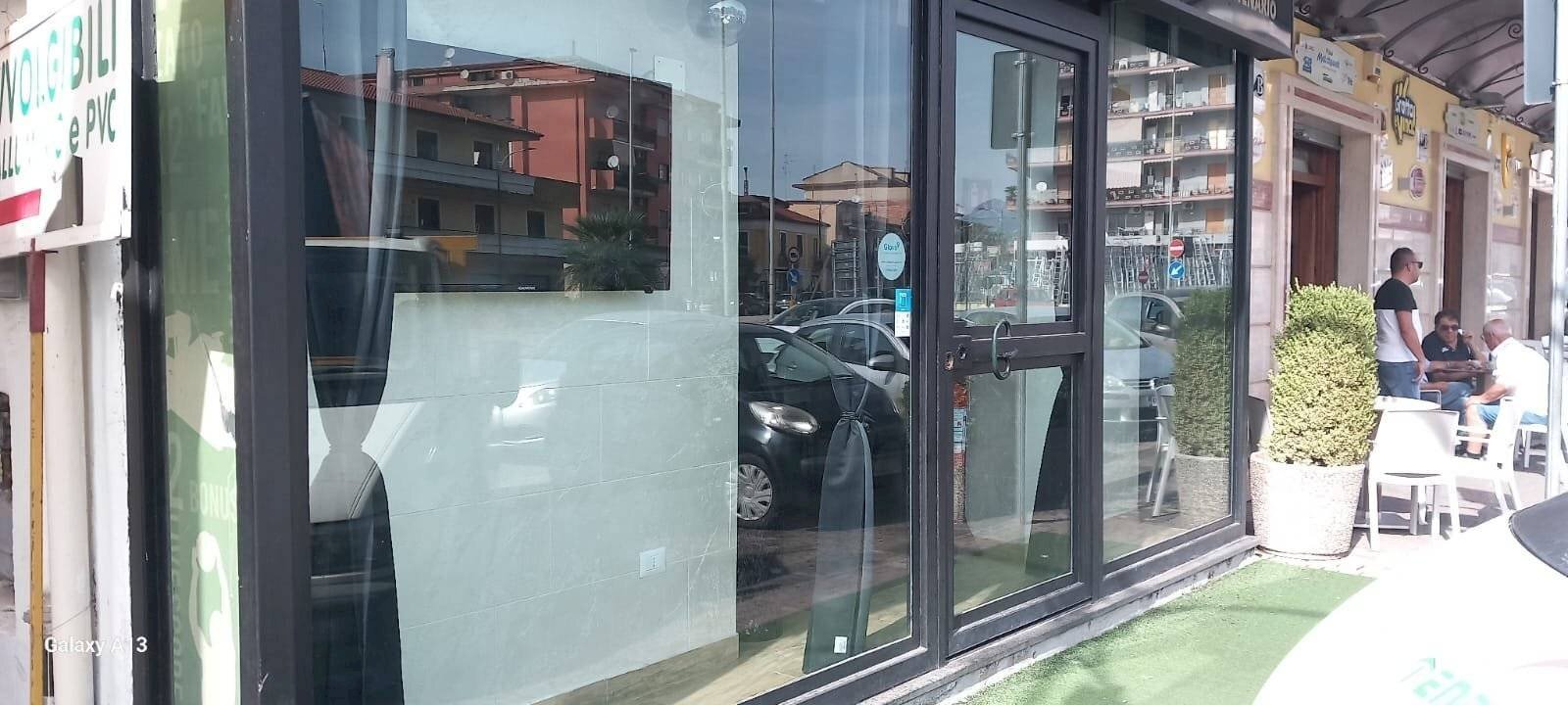 Foto 1 - Commercial Premises Via S.S. 18
 
136, Battipaglia - floor plans 1