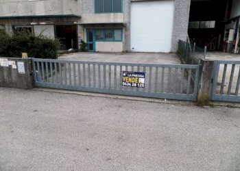 Foto 1 - Capannone Roveredo in Piano - foto 1