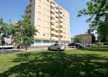 Foto 2 - Shop via Foscolo
5 C, Pordenone - photo 2