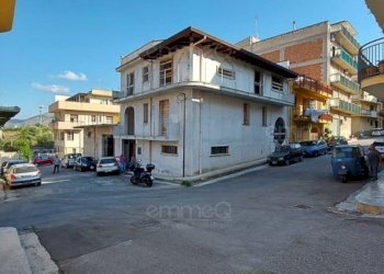 atmosfera - Casa indipendente Guglielmo Marconi
 
13, Casteldaccia - foto 4