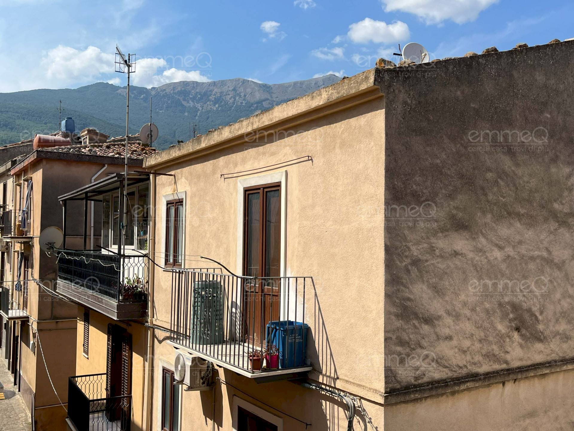 Foto 3 - Trilocale via Discesa Scuole
 
2, Castelbuono - foto 3