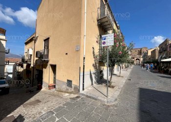 Foto 16 - Trilocale via Discesa Scuole
 
2, Castelbuono - foto 16