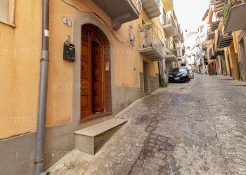 Foto 8 - Independent house via salita monte calvario
 
2, Castelbuono - photo 8