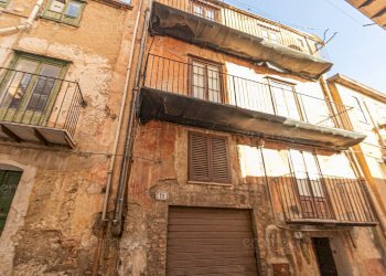 Foto 1 - Independent house Via Dei Benedettini
 
9-11, Castelbuono - photo 1