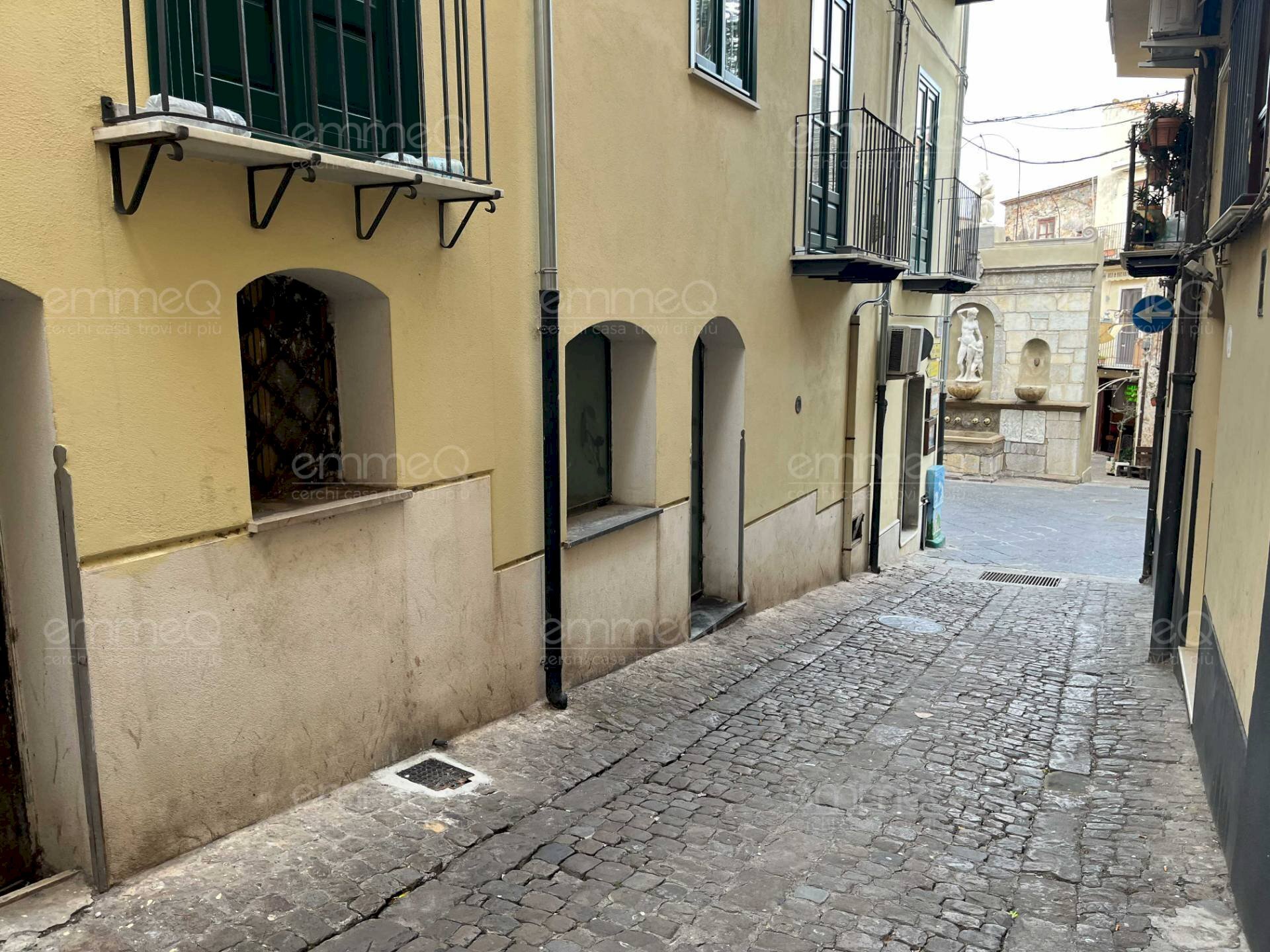 Foto 2 - Commercial Premises via Turrisi
27, Castelbuono - photo 2