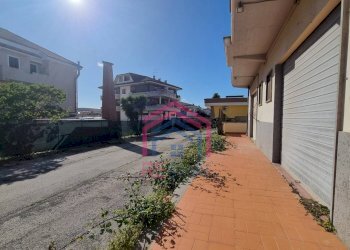 Foto 7 - Locale Commerciale Via Ticino
 
43, Ardea - foto 7