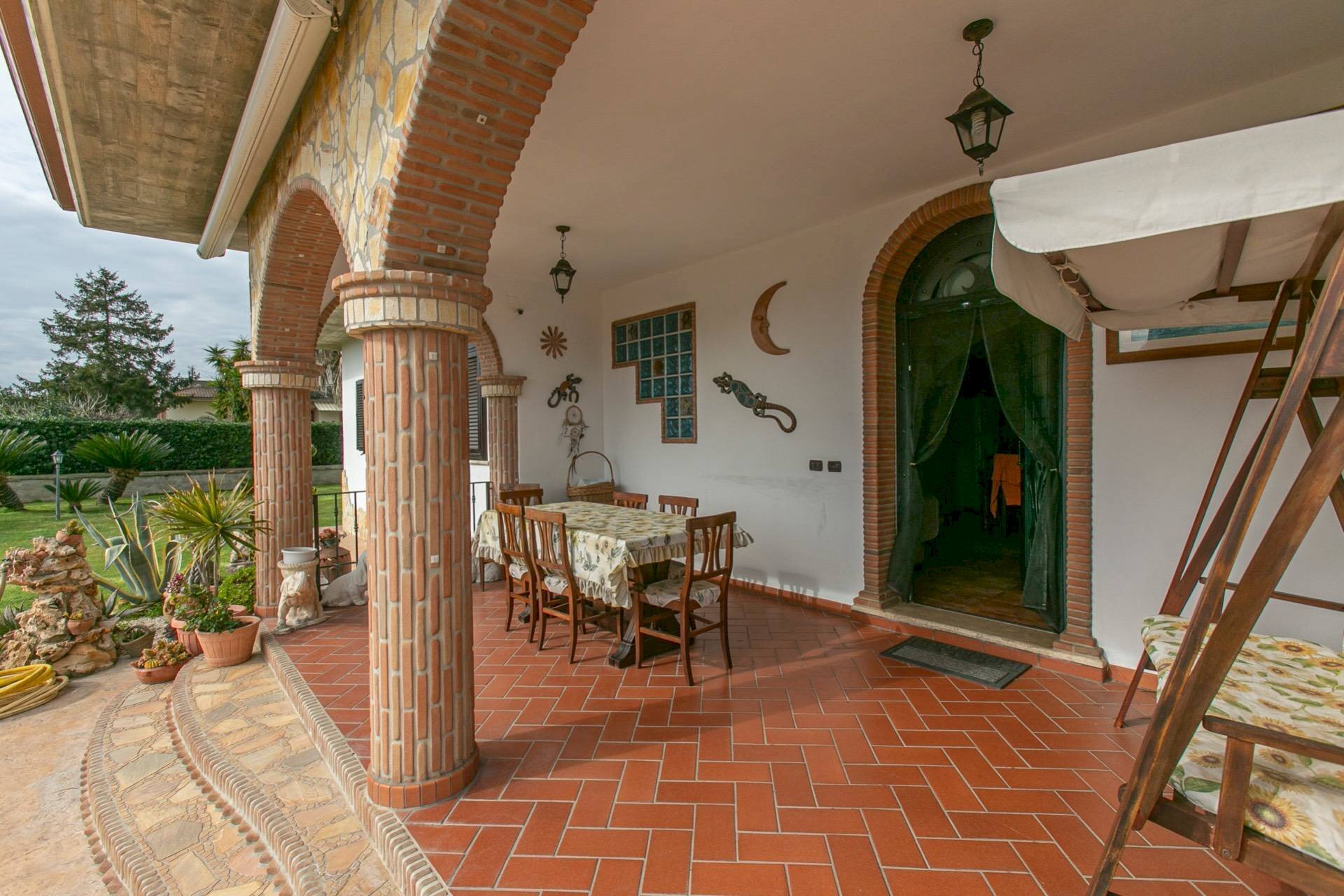 Foto 1 - Villa via stromboli
 
8, Aprilia - foto 1