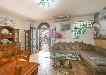 Foto 13 - Villa via stromboli
 
8, Aprilia - foto 13