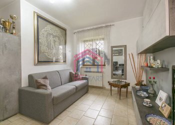 Foto 21 - Villa via stromboli
 
8, Aprilia - foto 21