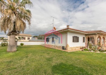 Foto 32 - Villa via stromboli
 
8, Aprilia - foto 32