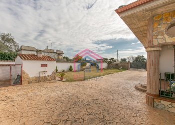 Foto 37 - Villa via stromboli
 
8, Aprilia - foto 37