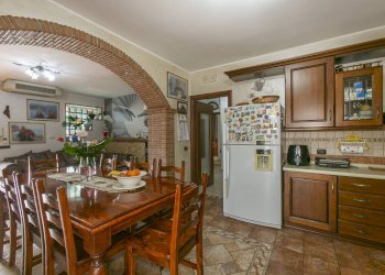Foto 9 - Villa via stromboli
 
8, Aprilia - photo 9